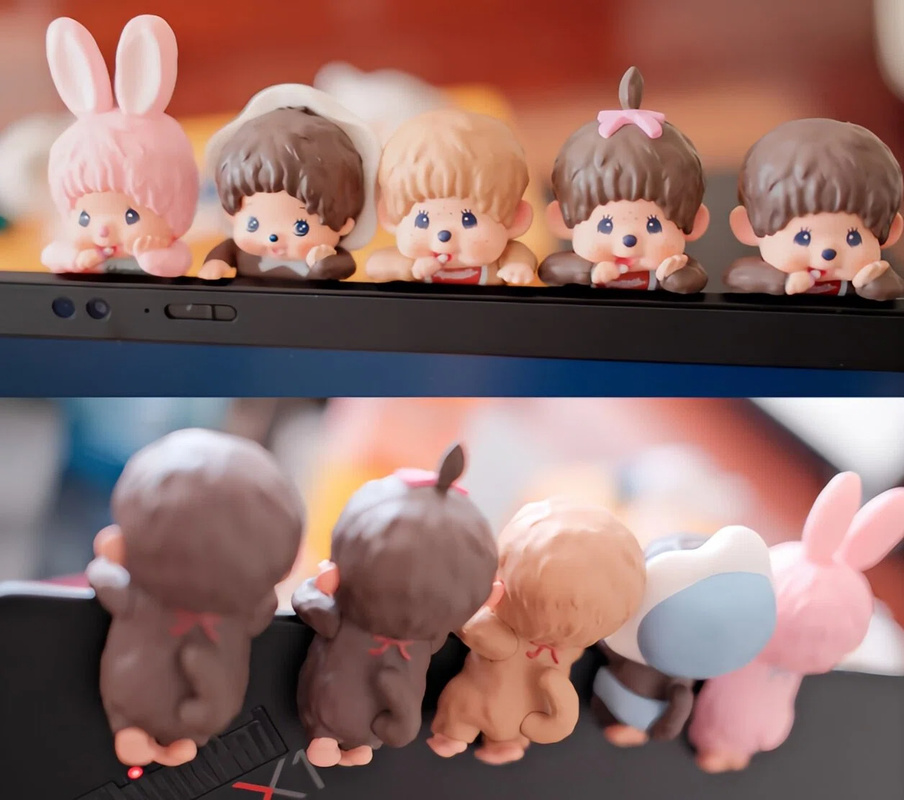 Figurina Anime Mengqiqi in Pos - Phone Accessories Doll recensione e prezzo